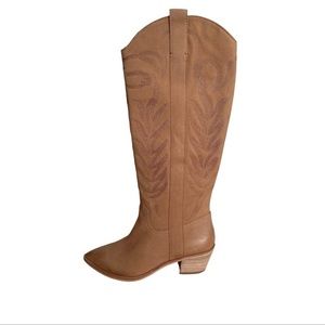 Dolce Vita western cowboy boots!